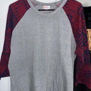 LuLaRoe Gray Raglan 3/4 Sleeve Top with Burgundy/Navy Patterned Sleeves